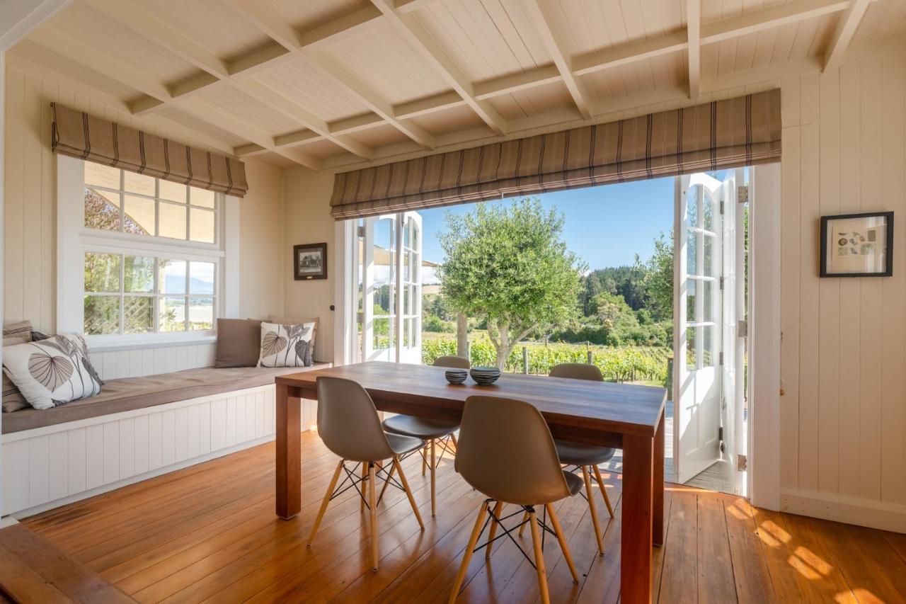 Kina Beach Cottages Tasman Экстерьер фото